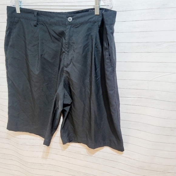 ADIDAS CLIMATE GOLF BLACK SHORTS, SZ 40 - Picture 3 of 12